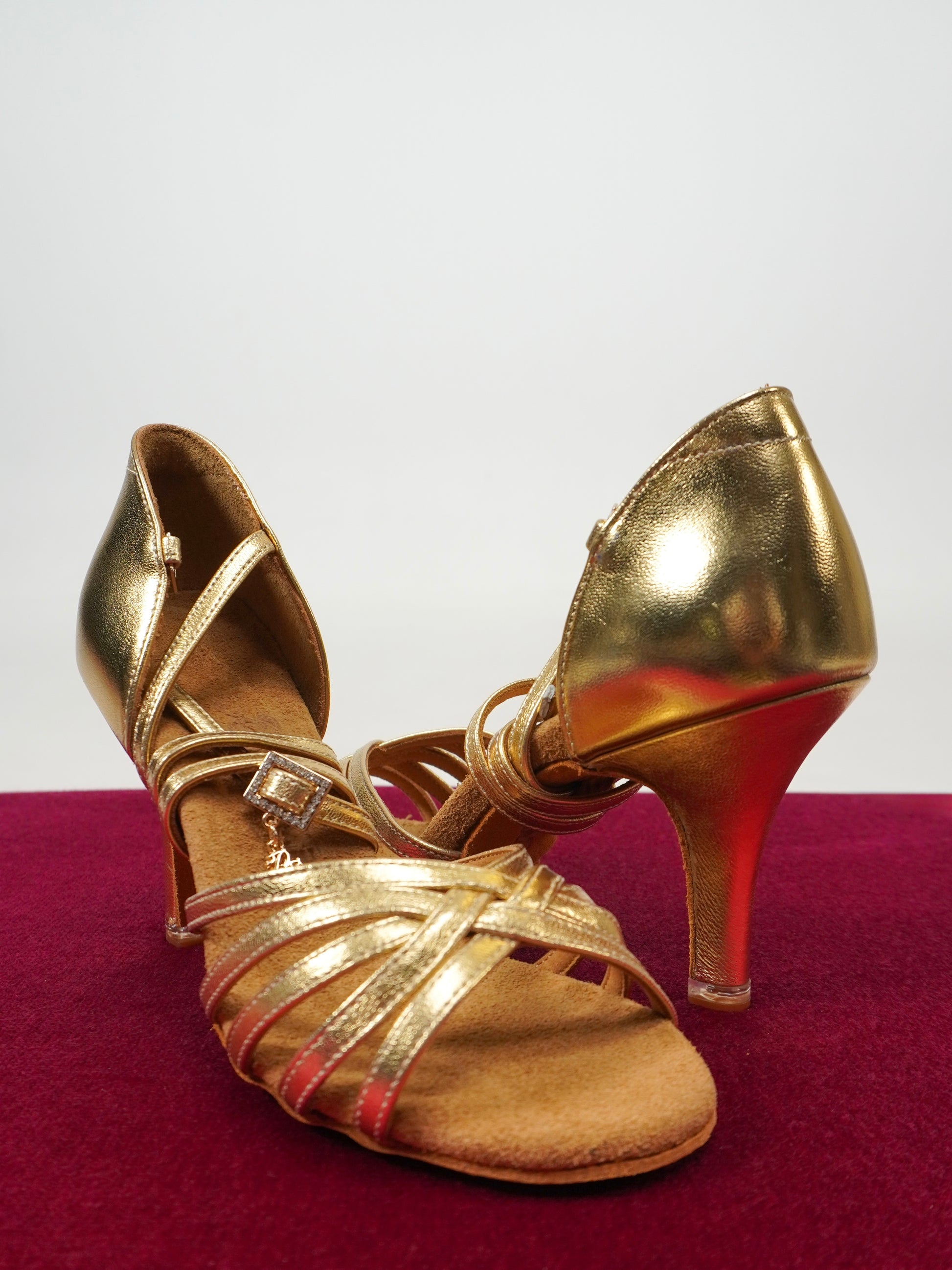 Model 216 in Gold Leather