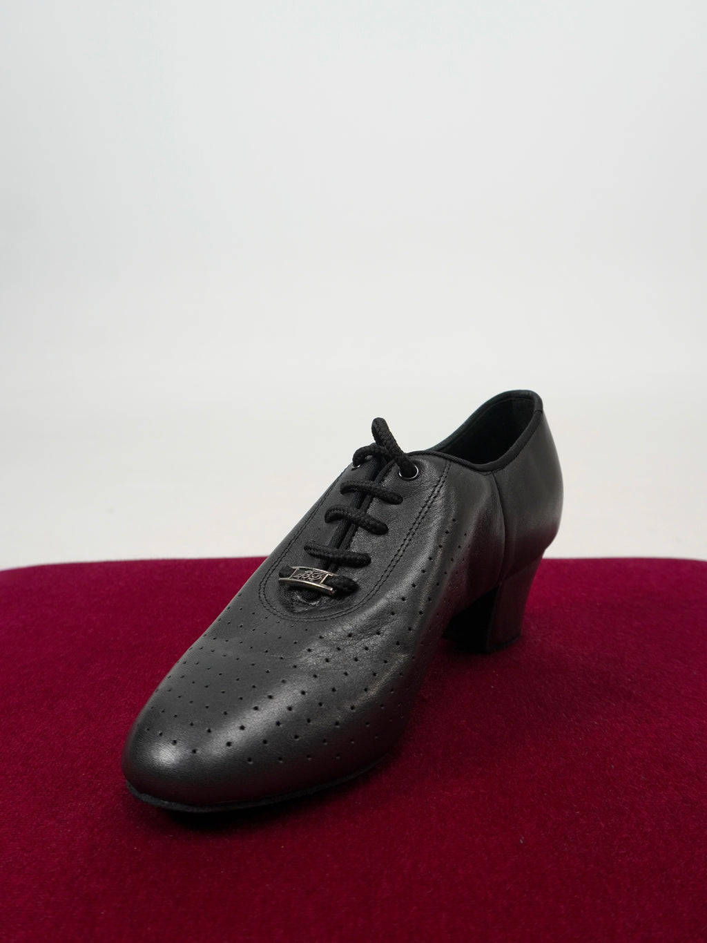 Model T1-B in Leather